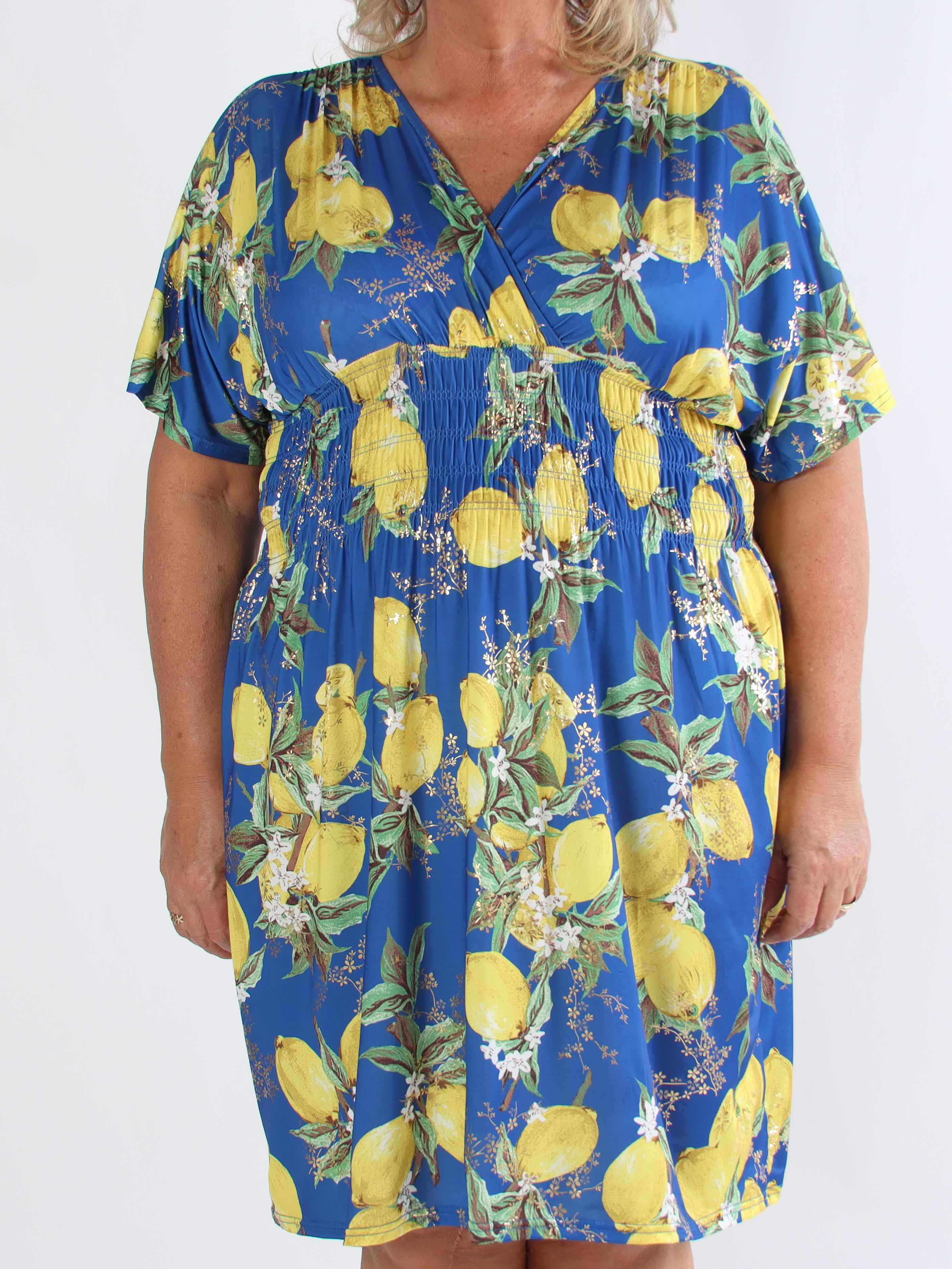 Pams Lemon Short - Plus size-klänning med citroner och gulddetaljer